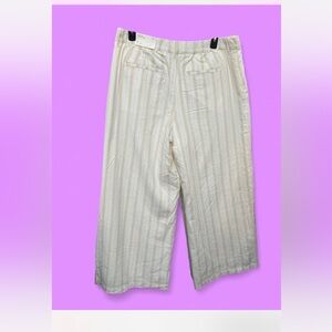 AE Womans Cream Striped Pants NWT